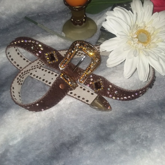 Amazing Leather & Rhinestone Western Belt. - Picture 2 of 6
